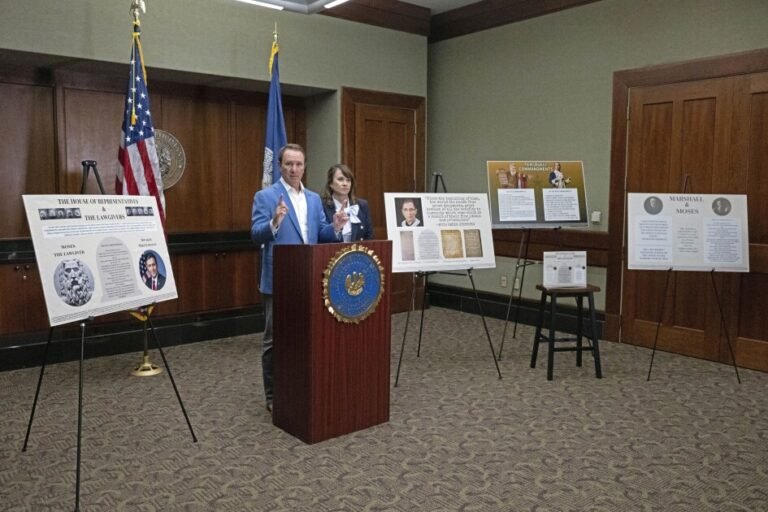 Federal Appeals Court Upholds Block on Louisiana Ten Commandments Display Law