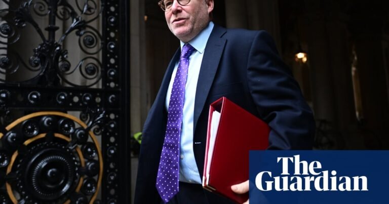 Ministers urged to publish legal advice on UK involvement in Israel-Iran war | Defence policy