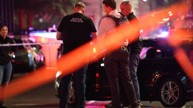 4 Dead, Including Police Officer 4 Dead, Including Police Officer