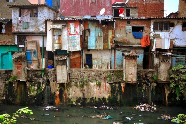 A Third of Slum Dwellers at Risk of ‘Disastrous’ Floods A Third of Slum Dwellers at Risk of 'Disastrous' Floods