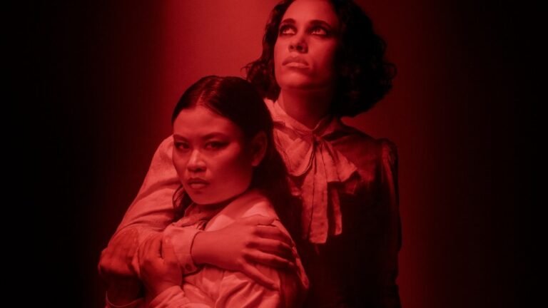 'Dracula' Gets Female-Driven Revival at London's Lyric Hammersmith