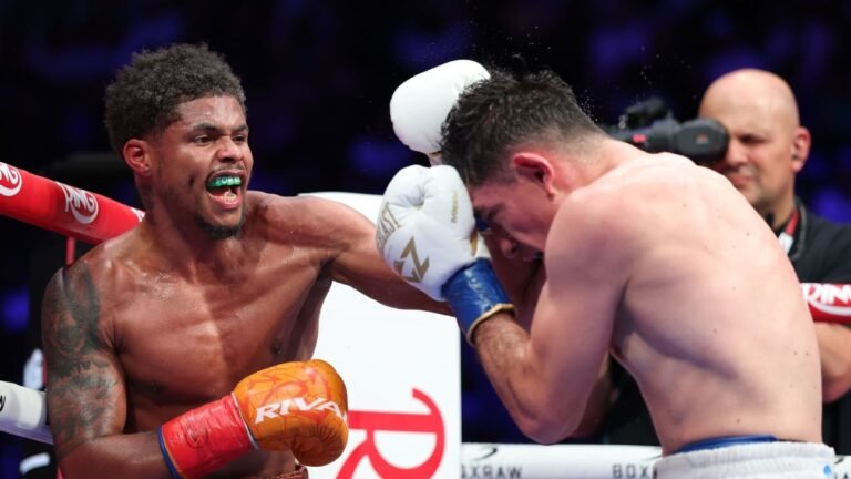 Fight results: Shakur beats Zepeda, Sheeraz stops Berlanga