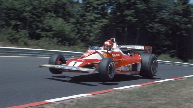 How F1 driver Niki Lauda survived a devastating Grand Prix crash How F1 driver Niki Lauda survived a devastating Grand Prix crash
