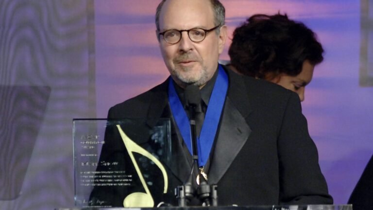 Mark Snow, Composer Behind Haunting ‘X-Files’ Theme Song, Dead at 78