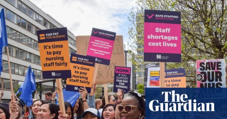 Nurses in England, Wales and Northern Ireland overwhelmingly reject 3.6% pay rise | Nursing