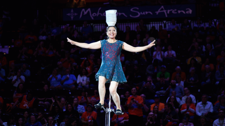 Red Panda, legendary halftime performer, injured after fall during performance at Lynx vs. Fever game