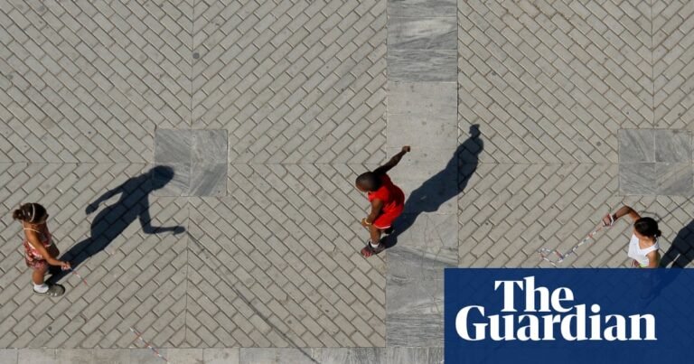 ‘Brutal’ two-child benefit cap affecting 1.7m children, shows data | Child benefits