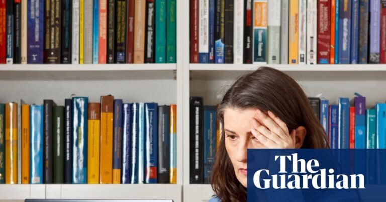 ‘Ignoring hot flushes is wrong’: study challenges assumptions about perimenopause symptoms | Menopause