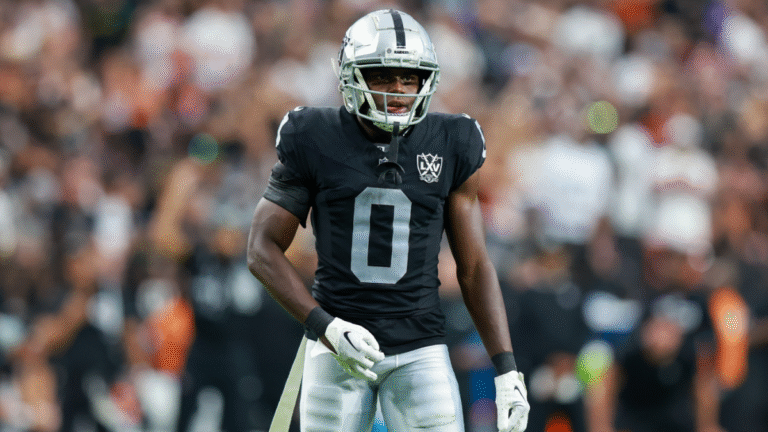 Eagles-Raiders trade: Philadelphia acquiring CB Jakorian Bennett for DL Thomas Booker IV, per report