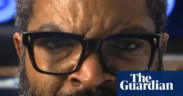 How did a new War of the Worlds movie get a 0% critical rating? | Science fiction and fantasy films How did a new War of the Worlds movie get a 0% critical rating? | Science fiction and fantasy films