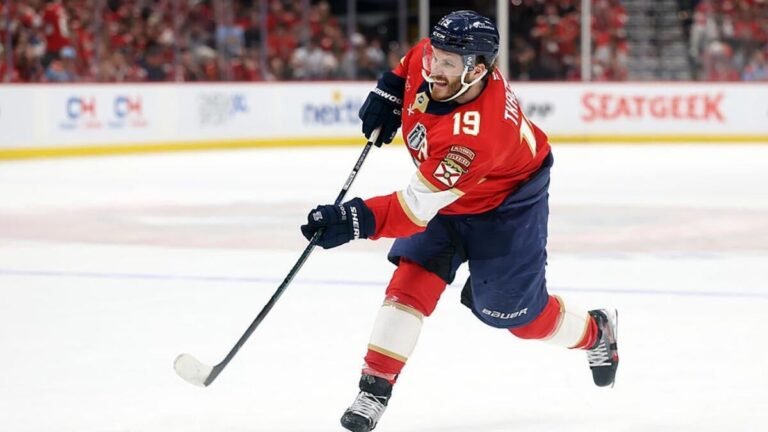 Panthers’ Matthew Tkachuk considering surgery ahead of 2025-26 season, would miss 2-3 months with procedure Panthers' Matthew Tkachuk considering surgery ahead of 2025-26 season, would miss 2-3 months with procedure