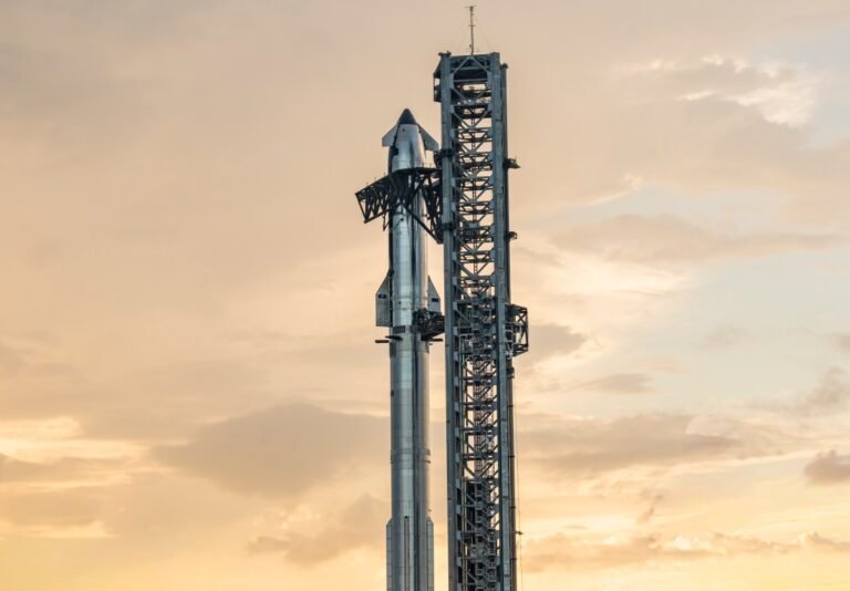 SpaceX notches major wins during tenth Starship test