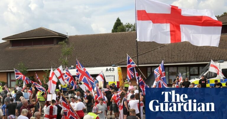 UK MPs voice alarm at rise in online abuse over immigration debate | Immigration and asylum UK MPs voice alarm at rise in online abuse over immigration debate | Immigration and asylum