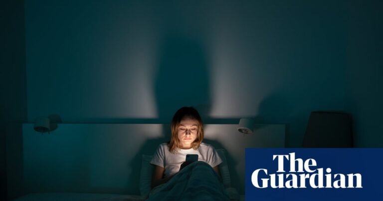 ‘AI psychosis’: could chatbots fuel delusional thinking? – podcast | Science ‘AI psychosis’: could chatbots fuel delusional thinking? – podcast | Science