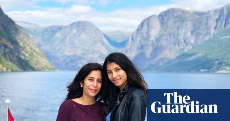 ‘I had her right in front of me. And now she’s gone’: how one mother lost her daughter to mental illness | Mental health ‘I had her right in front of me. And now she’s gone’: how one mother lost her daughter to mental illness | Mental health
