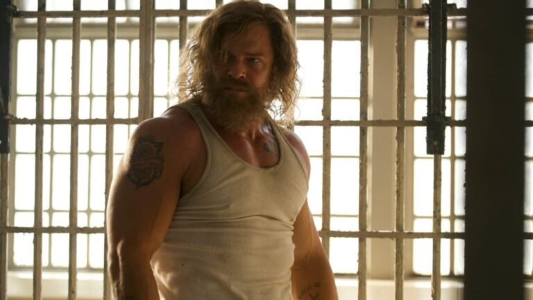 Alan Ritchson, Shailene Woodley in '70s Detroit