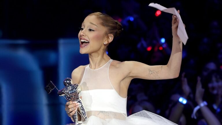 Ariana Grande's 'Brighter Days Ahead' Wins Video of the Year at VMAs