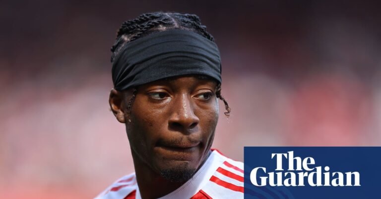 Arsenal blow as Noni Madueke is ruled out for two months with knee injury | Arsenal