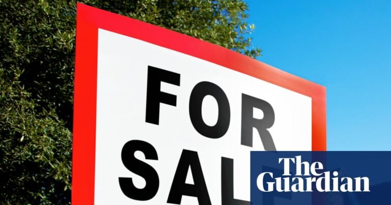 Developer wants 63% of retirement flat sale price | Property