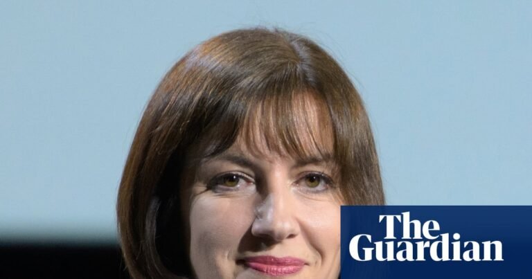 Farage endangering women by failing to condemn paracetamol claims, says Bridget Phillipson | Labour party deputy leadership