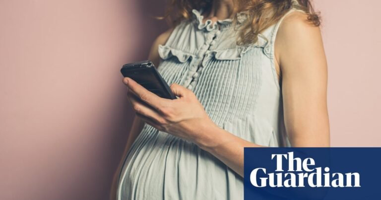 How social media tries to exploit your pregnancy | Social media