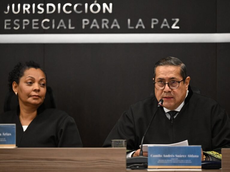 Landmark ruling convicts seven FARC ex-leaders of wartime crimes | FARC News Landmark ruling convicts seven FARC ex-leaders of wartime crimes | FARC News