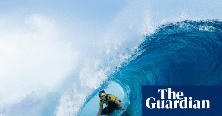 Molly Picklum wins first world surfing title with dominant display at WSL Finals | Surfing Molly Picklum wins first world surfing title with dominant display at WSL Finals | Surfing