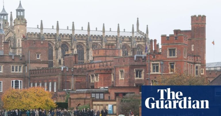 Privately educated still have ‘vice-like grip’ on most powerful UK jobs | Social mobility Privately educated still have ‘vice-like grip’ on most powerful UK jobs | Social mobility