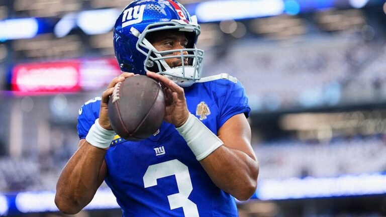 Sunday Night Football: How to Watch Chiefs vs. Giants Tonight Sunday Night Football: How to Watch Chiefs vs. Giants Tonight