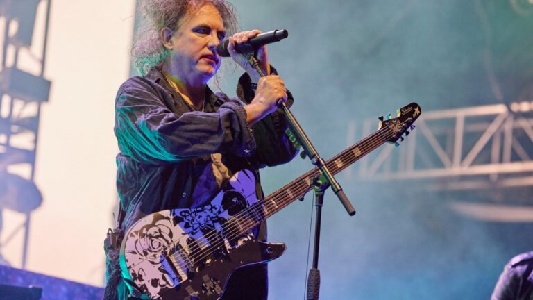 The Cure, Lewis Capaldi, Calvin Harris Headline Isle of Wight Festival The Cure, Lewis Capaldi, Calvin Harris Headline Isle of Wight Festival