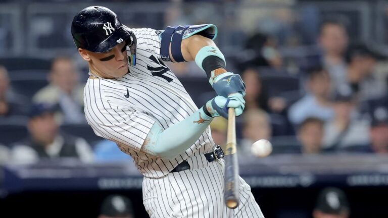 Yankees’ Aaron Judge reaches 50 homers for 4th time, tying record Copy Link