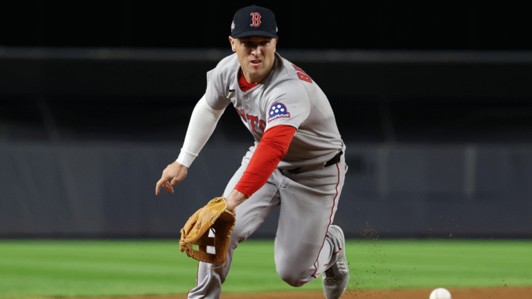 Alex Bregman to opt out of Red Sox deal, enter MLB free agency, per report