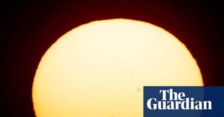 BoM says October will be hottest ever for Queensland and NT as heat records tumble | Australia weather BoM says October will be hottest ever for Queensland and NT as heat records tumble | Australia weather