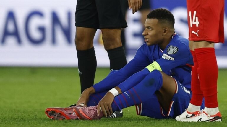 France lose Mbappe for Iceland after injury in Azerbaijan World Cup win | Football News