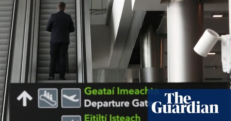 NI parents caught in UK crackdown lose child benefit after travelling via Dublin | Northern Ireland
