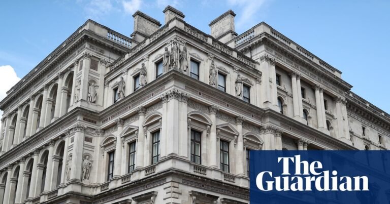 Nearly 2,000 Foreign Office jobs ‘at risk’, says PCS union | Civil service