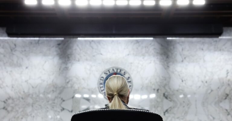 Pam Bondi, Loyal Servant Pam Bondi, Loyal Servant