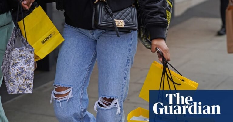 Selfridges blames slump in tourists shopping for luxury goods as sales fall | Retail industry Selfridges blames slump in tourists shopping for luxury goods as sales fall | Retail industry