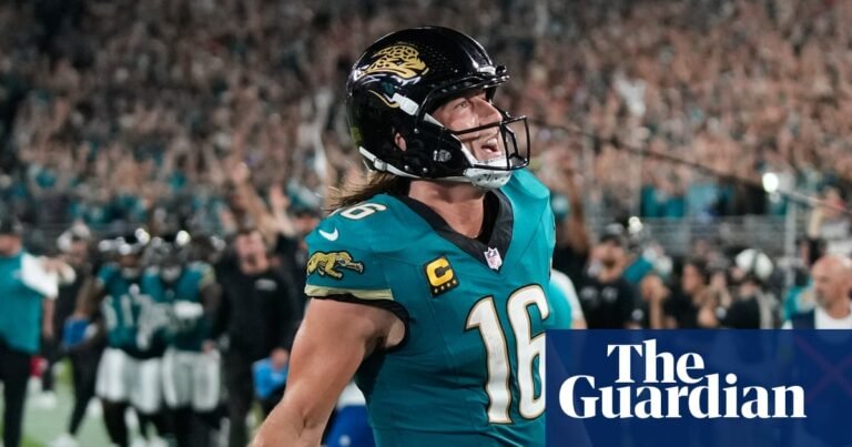 Trevor Lawrence’s trip and score TD leads Jaguars to thrilling late win over Chiefs | NFL