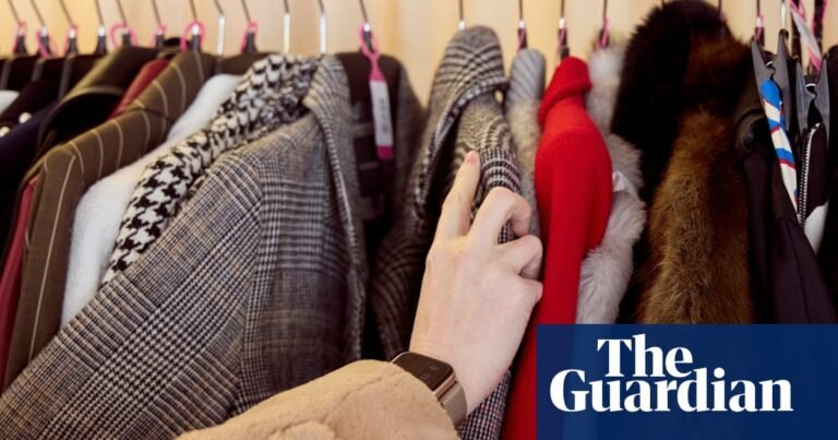 $10 for a pair of used tongs? When secondhand prices are higher than new | Australian lifestyle