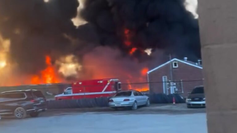 Cargo plane crash sparks deadly fireball in Kentucky | Aviation