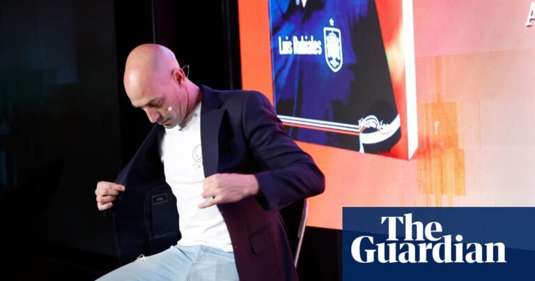 Luis Rubiales has eggs thrown at him at a book launch in Madrid – video | Soccer