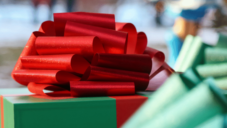 From custom golf carts to luxury watches, this is how star athletes gift teammates