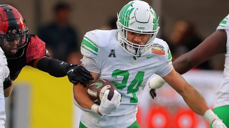 Hawkins plans to join exodus of players leaving North Texas Hawkins plans to join exodus of players leaving North Texas