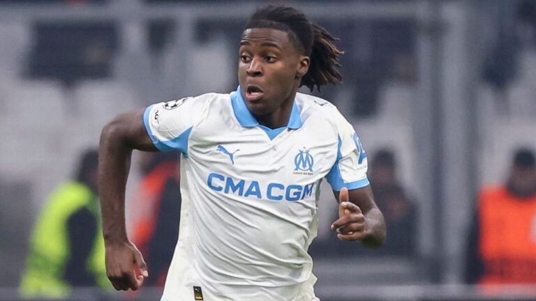Transfer rumors, news: Arsenal, Chelsea eye Marseille's Bakola