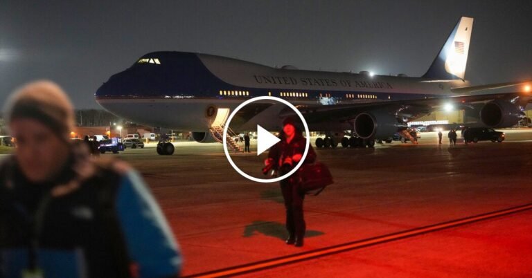 Air Force One Turns Around With Trump Aboard