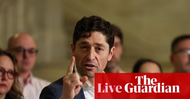 Minneapolis mayor calls for local authorities to have access to fatal ICE shooting investigation – live | ICE (US Immigration and Customs Enforcement) Minneapolis mayor calls for local authorities to have access to fatal ICE shooting investigation – live | ICE (US Immigration and Customs Enforcement)