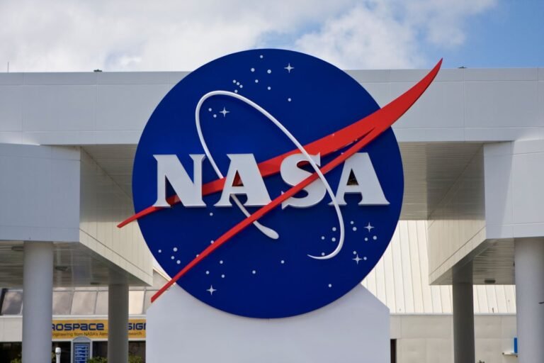 NASA quietly ends financial support for planetary science groups NASA quietly ends financial support for planetary science groups