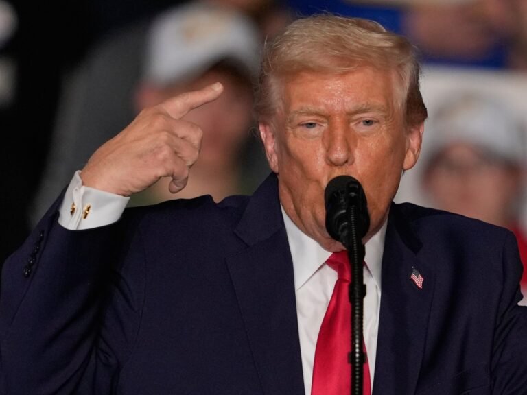 President talks up strength of US economy in advance of midterm elections | Donald Trump News President talks up strength of US economy in advance of midterm elections | Donald Trump News