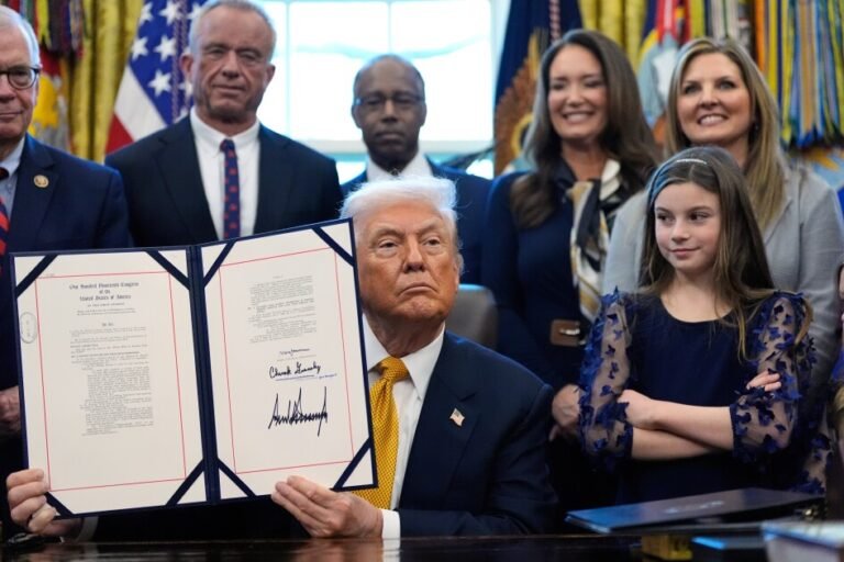 Trump Signs a Law Returning Whole Milk to School Lunches